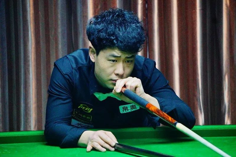 代足球的代 代足球的代