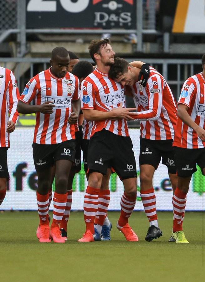 年轻后卫不 年轻后卫不