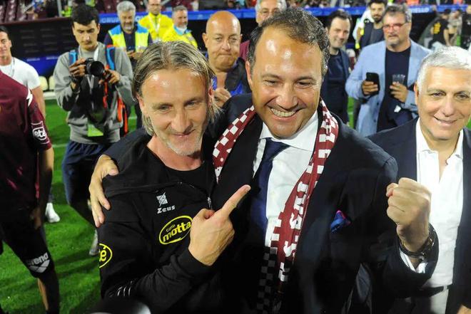 的参与者 的参与者