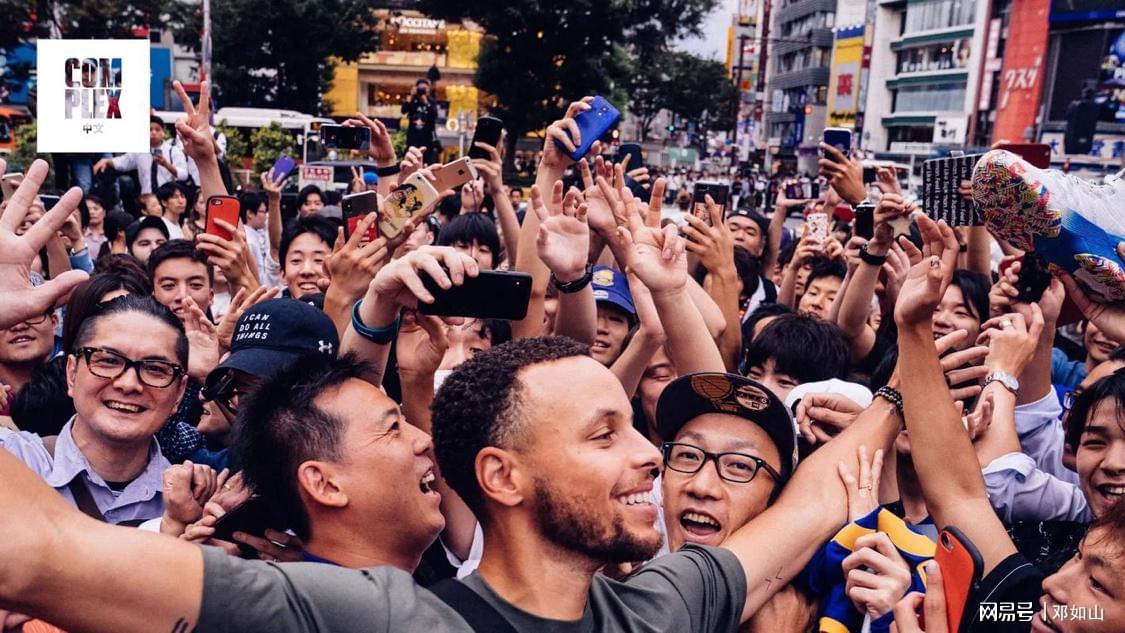 湖人近两个 湖人近两个